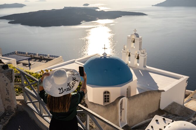 SANTORINI PRIVATE TOUR with Flexible Itinerary & Pickup - A guide can change the quality of the day