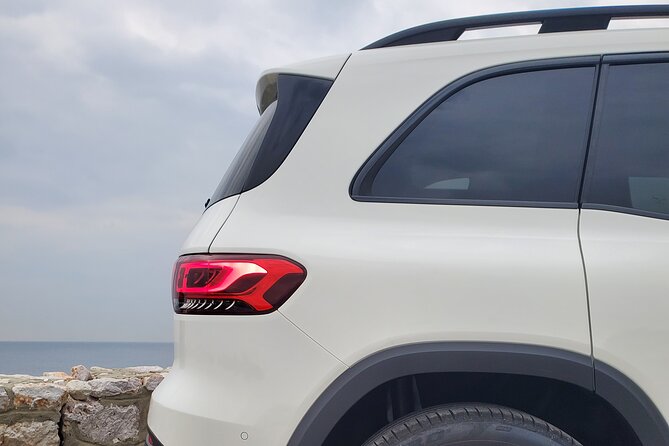 Santorini: Private Transfer from Airport/Port - A direct 15 to 45 minute ride to your destination
