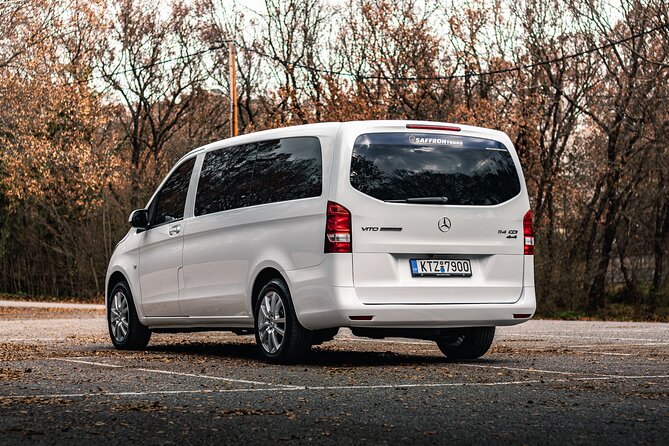 Santorini Private Transfer From or To the Ferry Port - Booking details worth checking twice