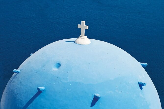 Santorini Private Transfers | Airport, Port & Beyond - What happens at the airport or port