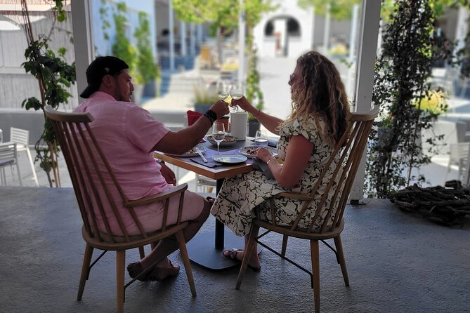 Santorini Private Wine Tasting Tour with Greek Lunch - What the private format changes