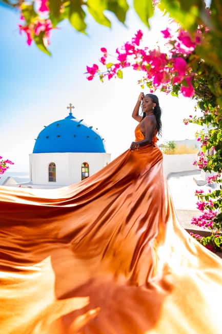 Santorini: Proffessional Flying Dress Photoshoot - Why Imerovigli makes a strong photo studio