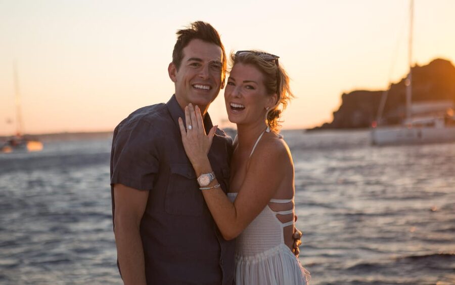 Santorini Proposal: A Luxury Photoshoot for Your Yes! Moment - Key details before you book