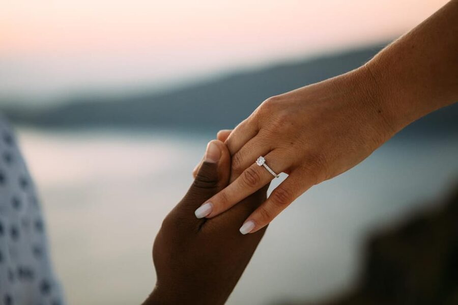 Santorini Proposal: A Luxury Photoshoot for Your Yes! Moment - Why Santorini works so well for a proposal