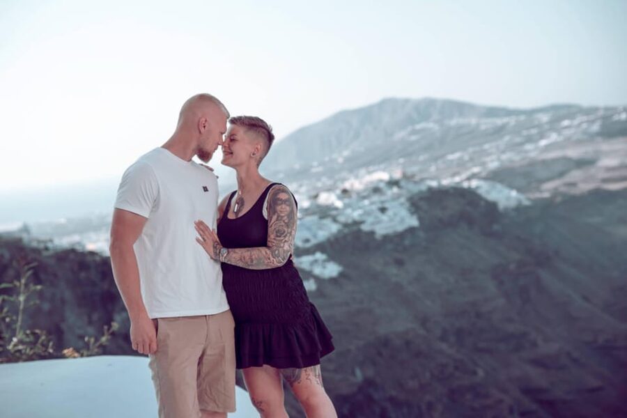 Santorini: Proposal Photoshoot l Private Entry to blue Dome - Is $212 Good Value for Two People?