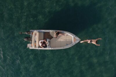 Santorini Rent a Boat – License free private cruise