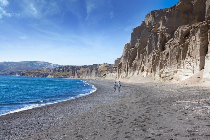 Santorini Sea Kayak - South Discovery, Small Group incl. Sea Caves and picnic - Key points to know before you book