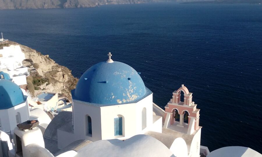 Santorini: Small-Group Highlights Tour of Venetian Castles - Why this tour works for a first full day on Santorini