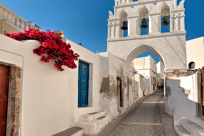 Santorini_Sunset Cheers and Dine - A five-hour evening built around Santorini’s best light