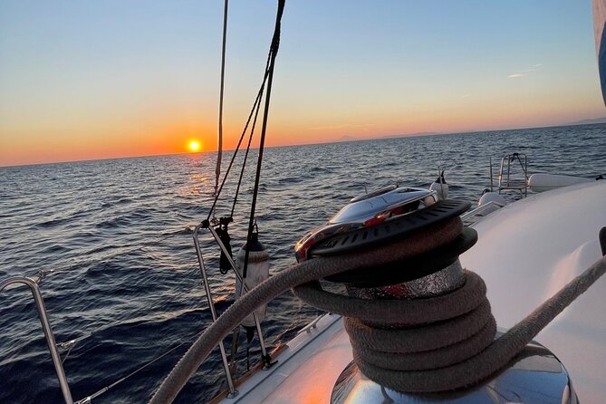 Santorini Sunset:Private All-In Catamaran Cruise (Food&Drinks) - Key points to know before booking