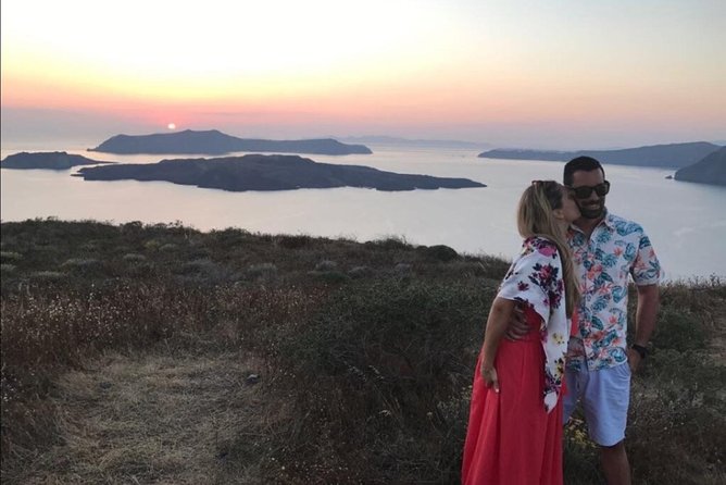 Santorini Sunset Wine Tour with Santo Winery Views - Guides can make or break the evening