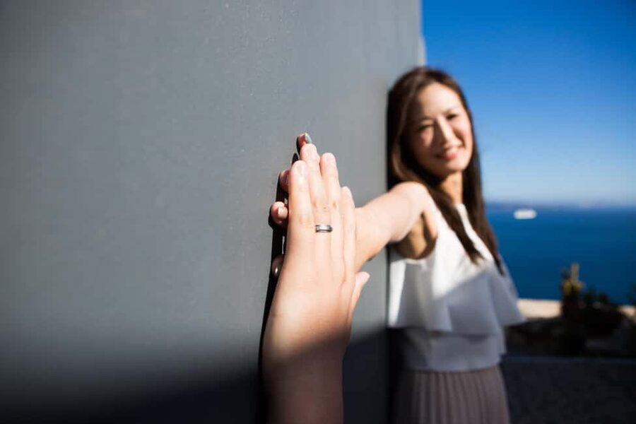 Santorini Unfiltered: Luxury Photoshoot with a Photographer - Who will get the most from this experience?