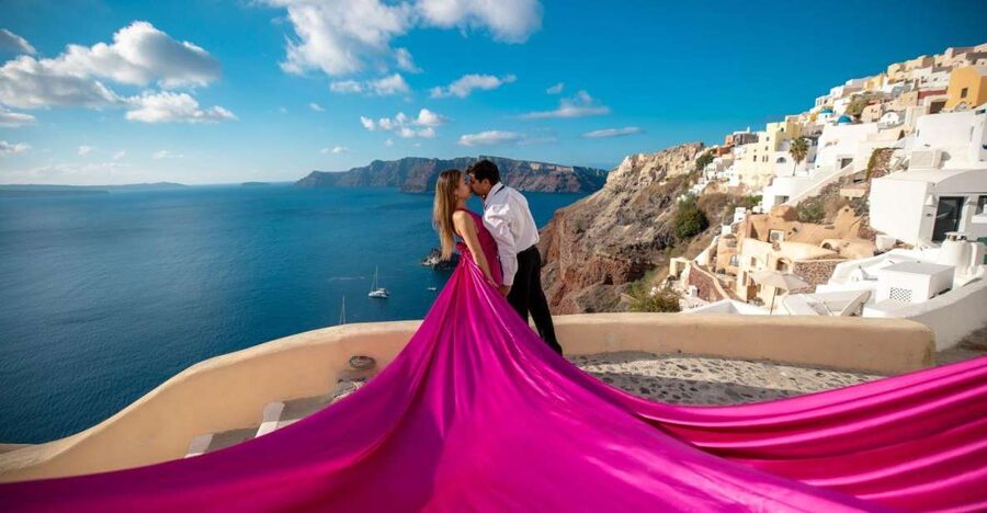 Santorini: Unique Flying Dress Photoshoot Experience - Why this Santorini photoshoot works