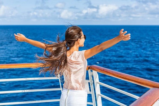 Santorini Volcano Cruise Including Hot Springs and Thirasia - Palea Kameni and the warm sulfur springs