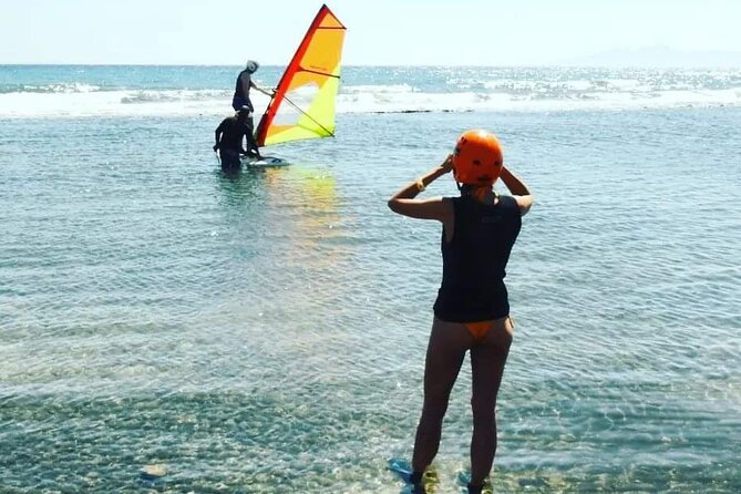 Santorini Windsurfing lessons - Key points to know before booking