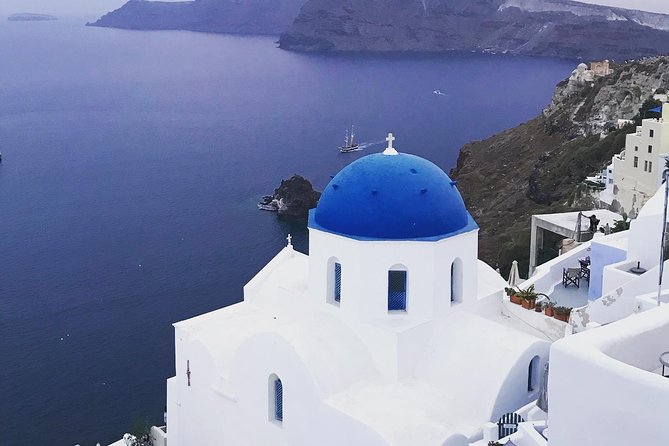 Santorini Wine Tasting Experience Tour - Santo Winery: finish with the caldera