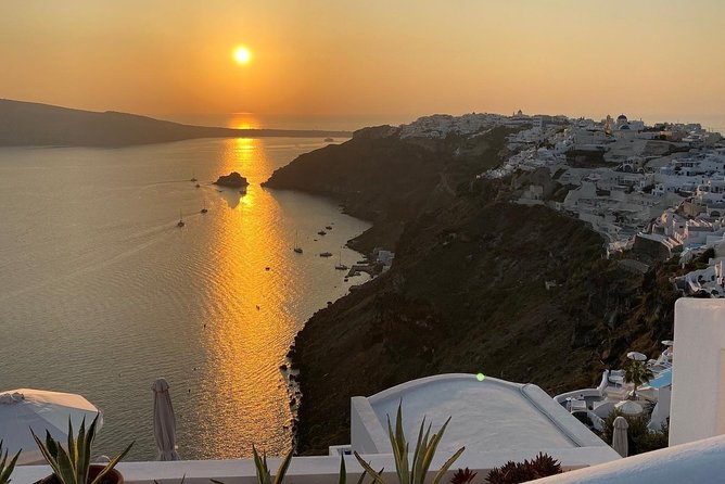 Santorini Wine Tasting Experience Tour - Twelve wines, three presentations, and local food