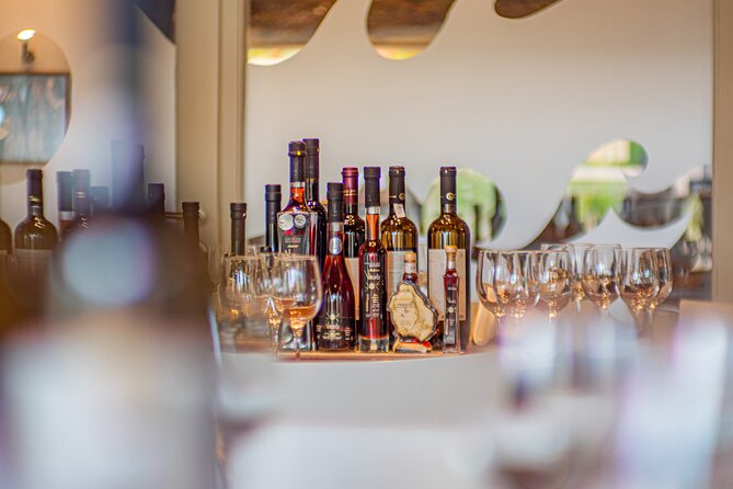 Santorini Wine Tour with sunset in Oia - Pickup, timing, and cruise-ship advice