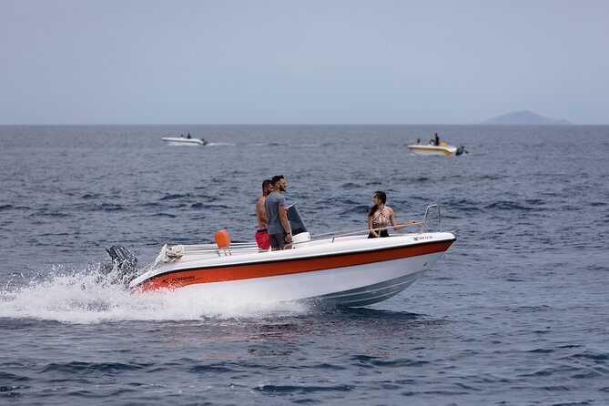 Self-Drive License-Free Boat Rental in Santorini from Vlichada - Should you hire a skipper?