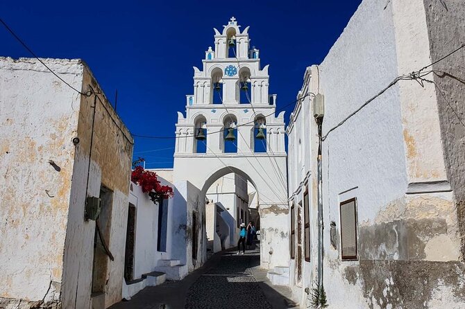 South Santorini Half-Day Private Tour - Vlychada: cliffs, boats, and a possible lunch