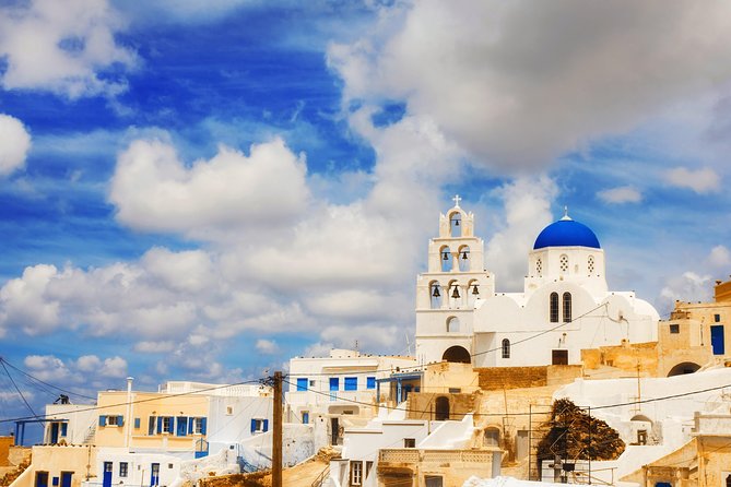 Sunset In Oia & Traditional Villages Bus Tour - The guide makes the difference