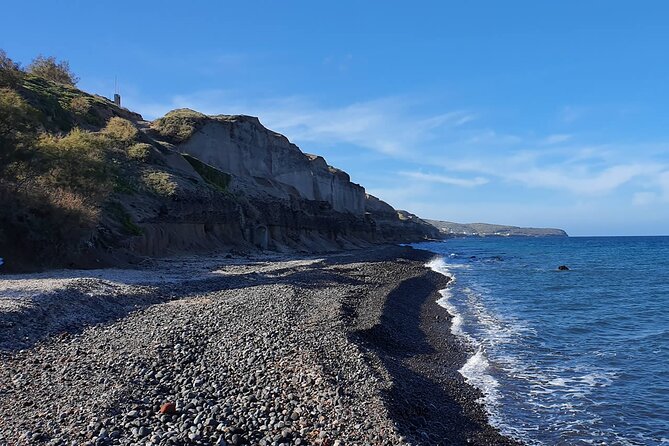 SUV Santorini Highlights Private Tour - Pyrgos: Higher Ground and a 360-Degree View