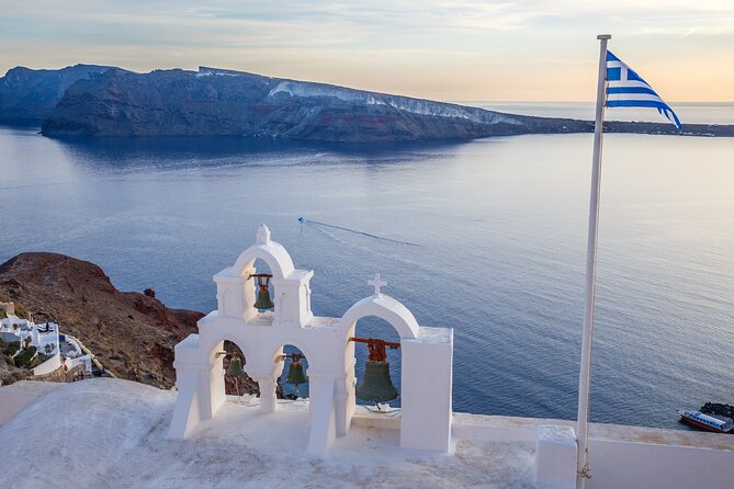The Best Santorini Small-Group Shore Excursion for Cruise Ships - Oia: the famous postcard village