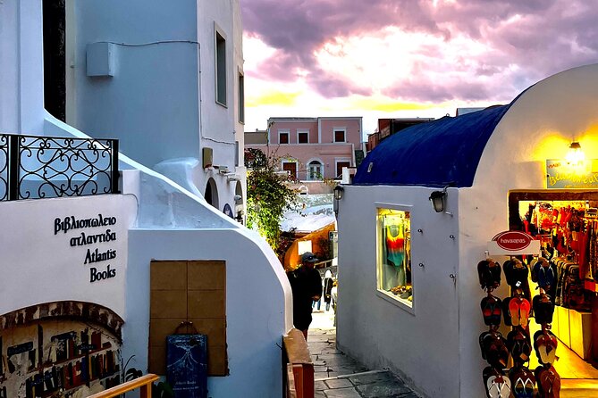 The Highlights of Santorini on a Mini Bus Daily Sunset Tour - A practical way to see Santorini in one afternoon