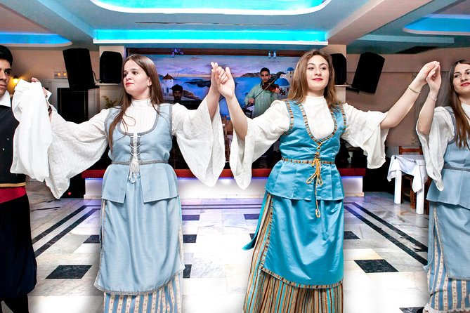 Traditional Greek Night live Music & Dinner Show in Santorini - The 9 pm show: music, costumes, and dancing