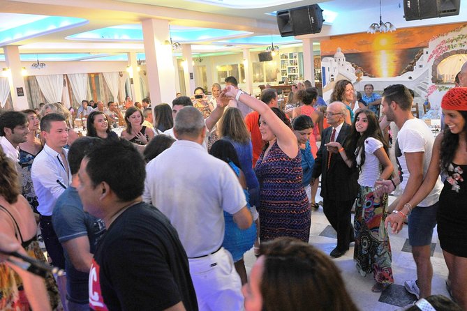 Traditional Greek Night live Music & Dinner Show in Santorini - Is $73.46 good value?