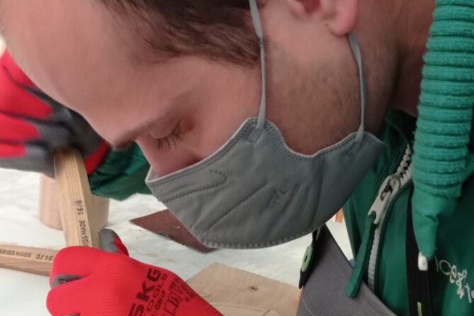 Woodcarving Workshop in Santorini - Scheduling your visit from April through October